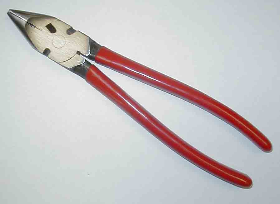 fence plier with grip