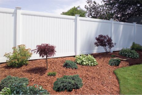 Lexington Privacy Vinyl Fence