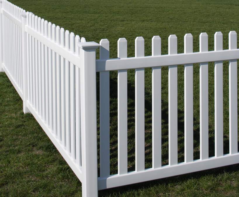 Rothbury Vinyl Fencing