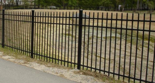 EFS-10 Elite Aluminum Fence Image