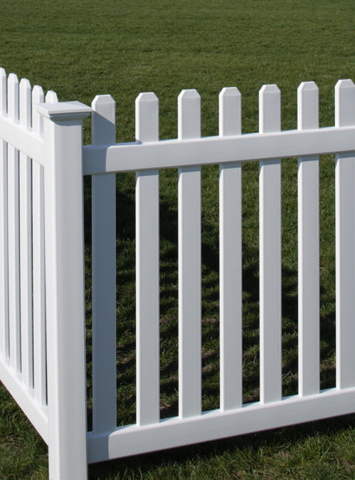 Bufftech Rothbury Vinyl Fence